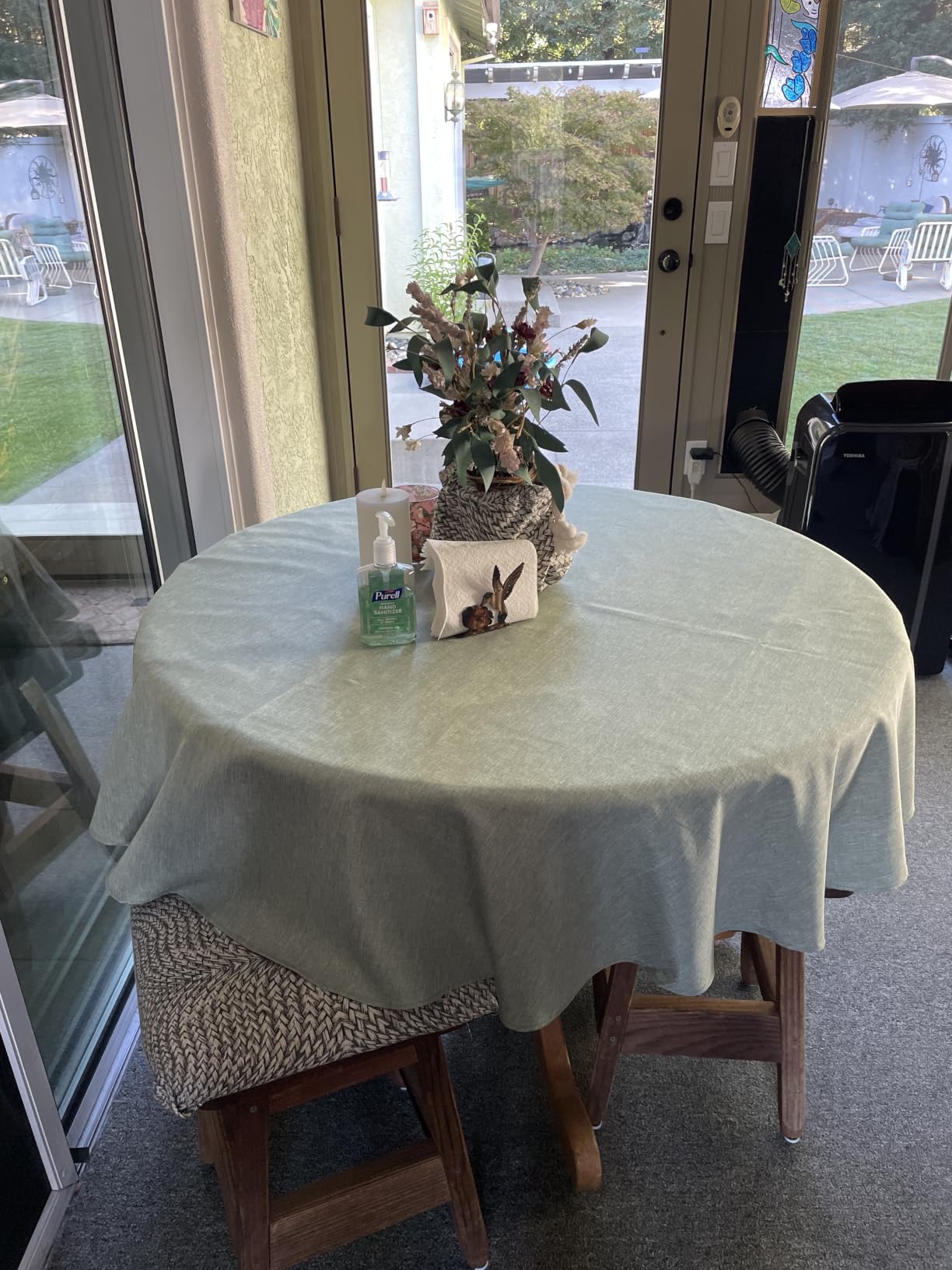 Decorelia Faux Linen Round Tablecloths 60 inch, Waterproof Decorative Washable Texture Rustic Circle Table Cloth Cover for Dining Kitchen Party Farmhouse Outdoor(Round (2-4 Seats),Sage Green) customer photo 2