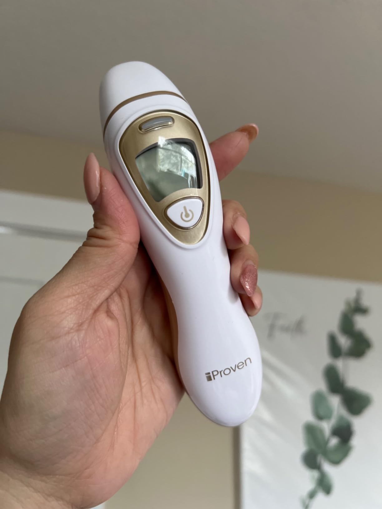 iProven Ear Thermometer with Non-Touch Forehead Function, Superior Accuracy | For Adults, Kids & Babies, Pro Series Premium Digital Thermometer customer photo 1