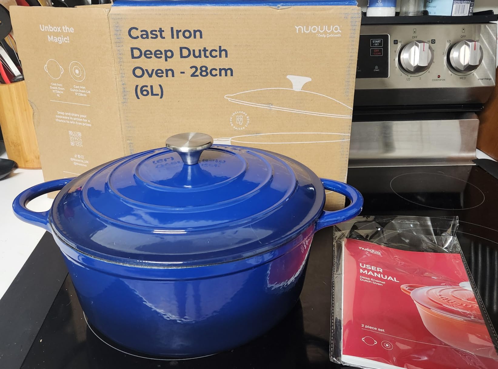 Nuovva 6.4 Quart Enameled Cast Iron Dutch Oven Pot with Lid (Dark Blue) customer photo 2