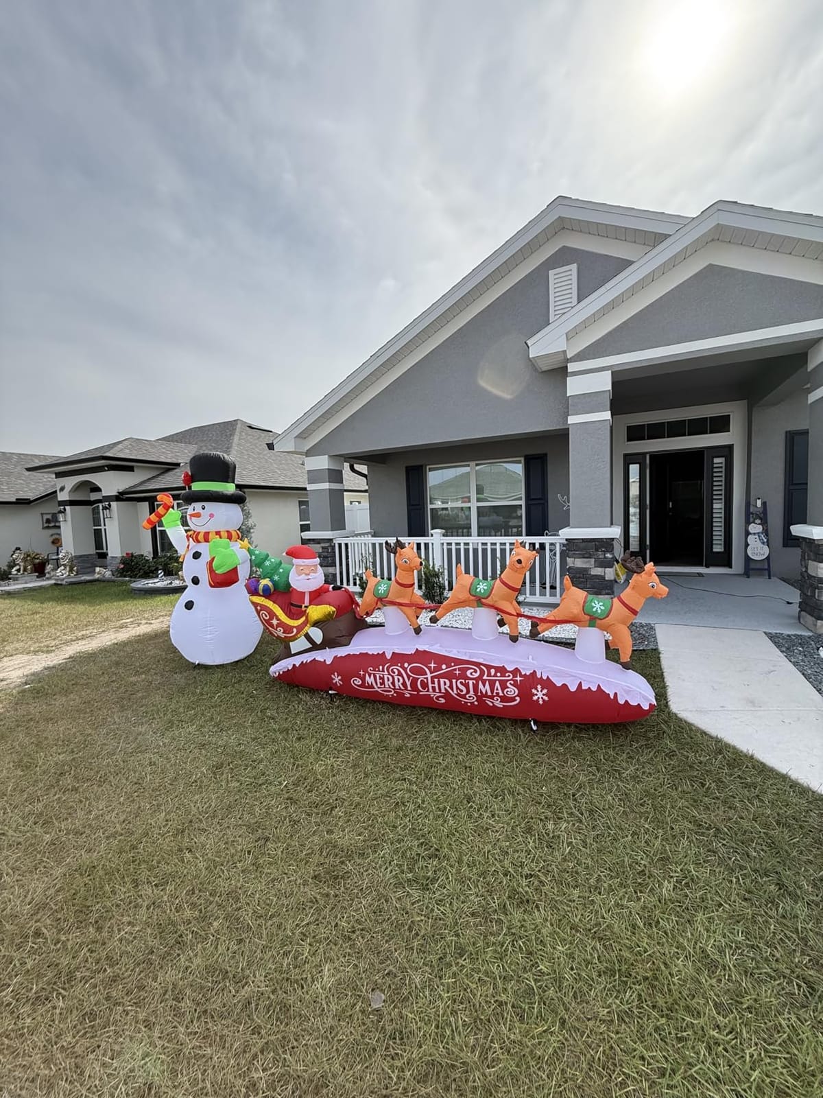 ZPISF 10 FT Santa Sleigh with Reindeer Christmas Inflatables Outdoor Decorations, Christmas Blow Up Yard Decorations for Garden Lawn Xmas Decor (Red) customer photo 2