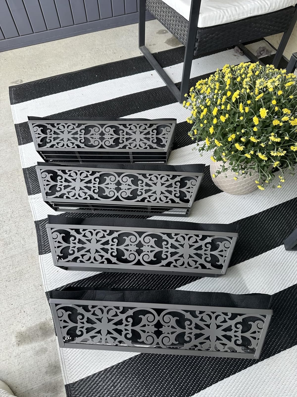 4 Pack 24 Inch Window Boxes Planters for Outdoor Plants Railing Planter Box with Adjustable Brackets customer photo 2