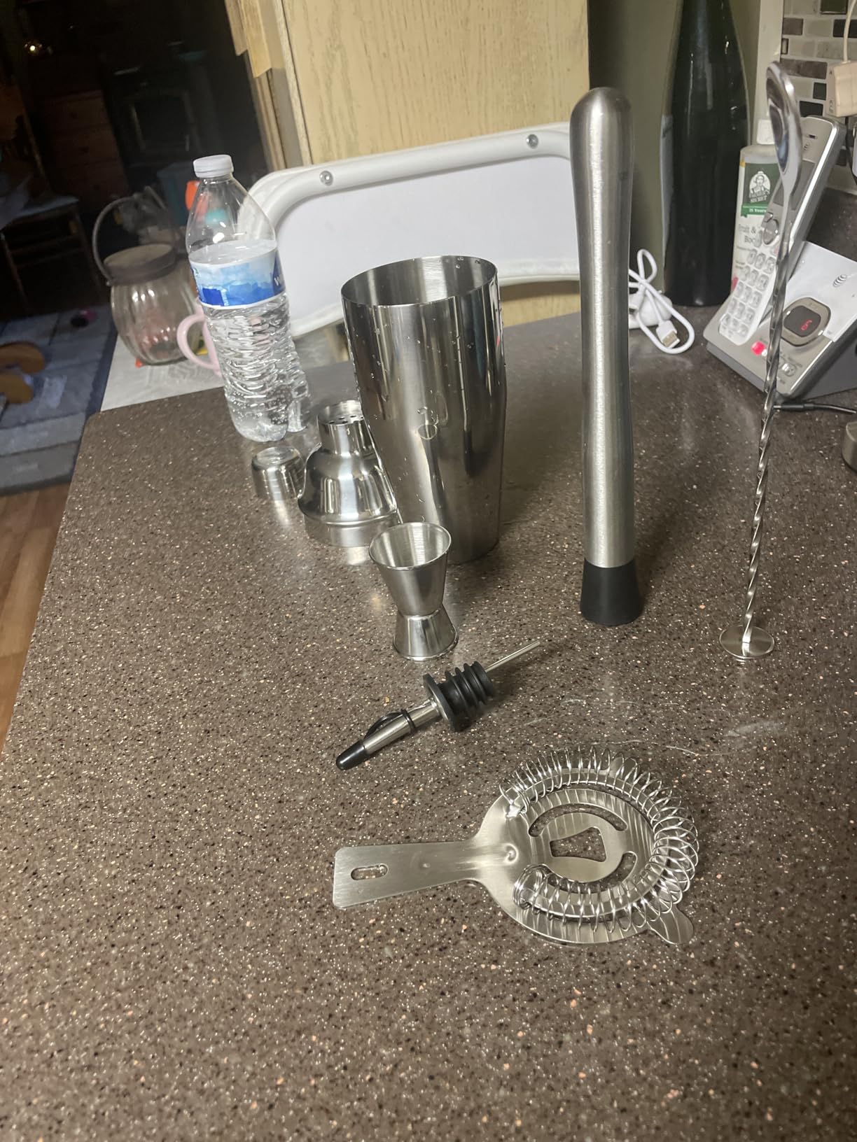 ZPUFAW 6-Piece Cocktail Shaker Bartender Kit customer photo 1