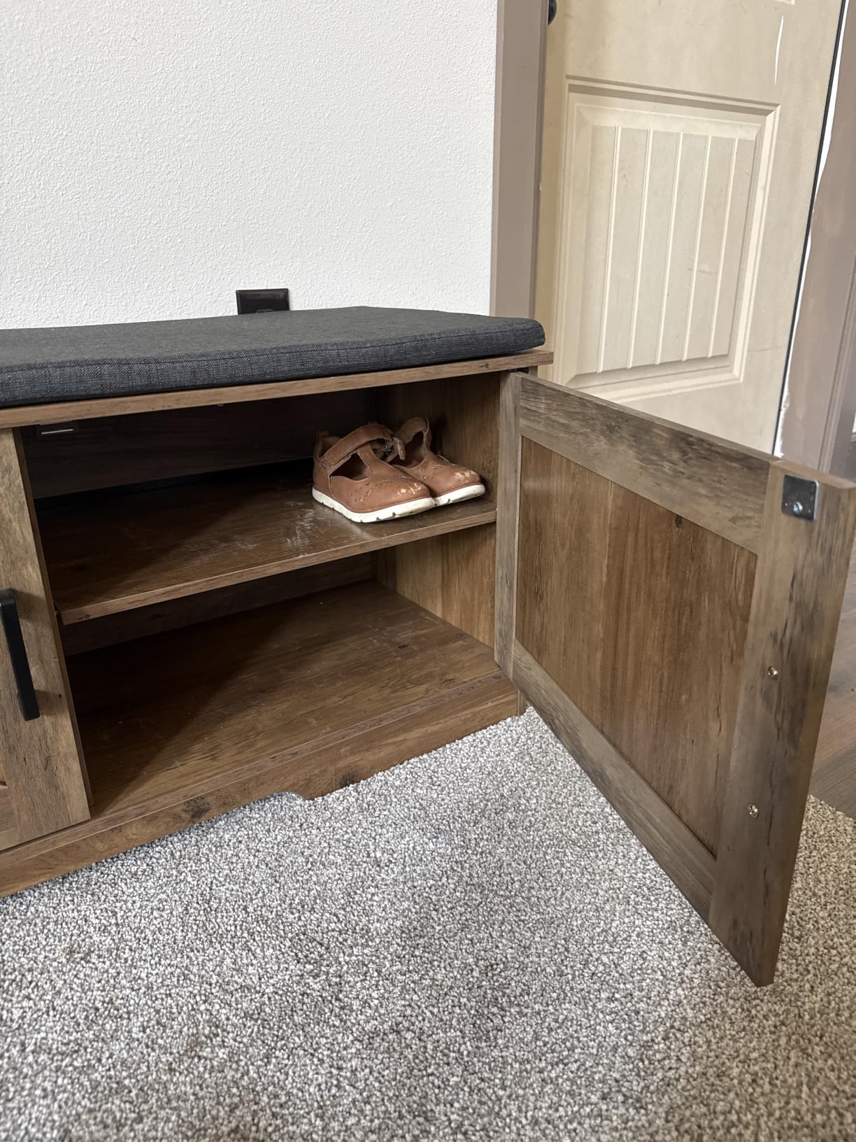 HOMSHO Farmhouse Shoe Storage Bench with 4 Barn Doors & Padded Seat Cushion | 47.2