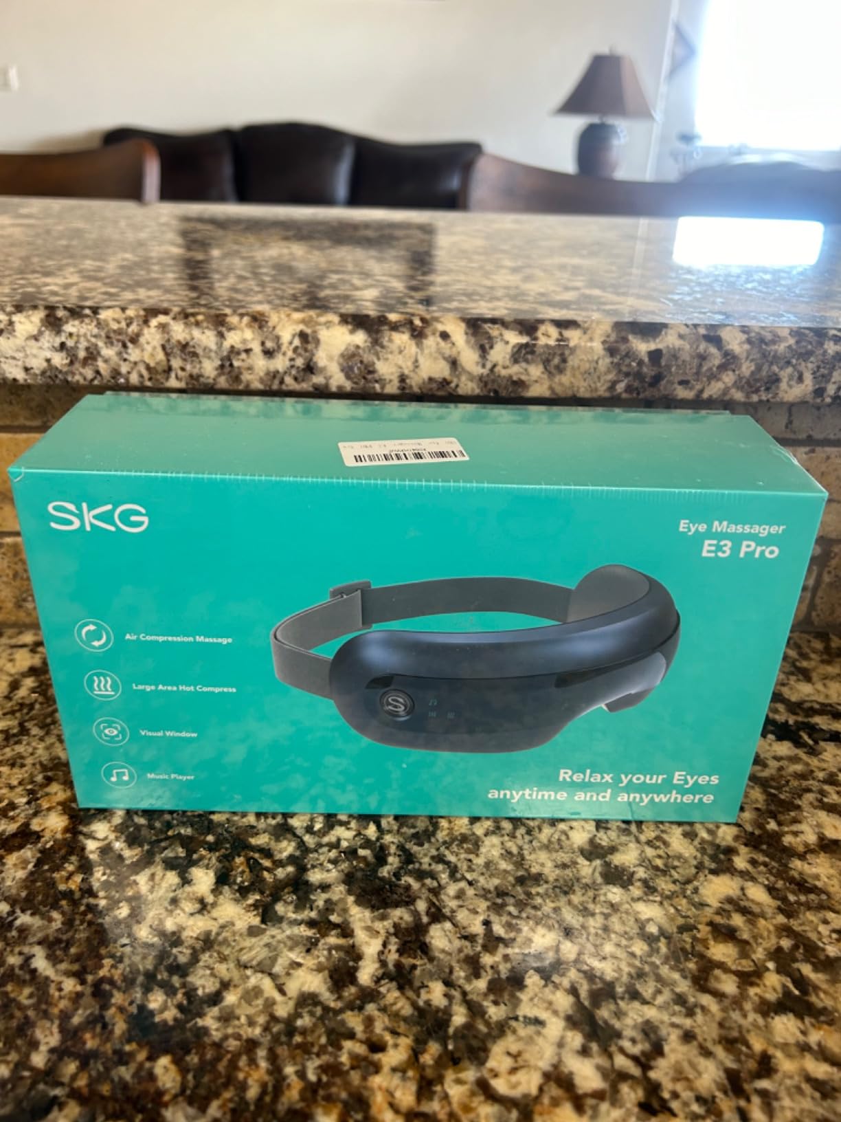 SKG Eye Massager with Heat, Bluetooth Heated Eye Massager for Strain Relief with Vision Window, Music, Soothing Eye Care Device to Relax Eyes, Best Fathers Days Dad Gifts for Dry Eyes, Dark Circles customer photo 1