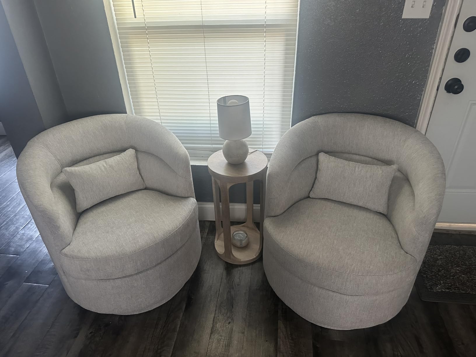 CANMOV Swivel Accent Chair, 360 Degree Round Swivel Barrel Chair with Pillow, Upholstered Comfy Barrel Armchair Single Club Sofa Chair for Living Room, Bedroom, Reading Room, Grey customer photo 2