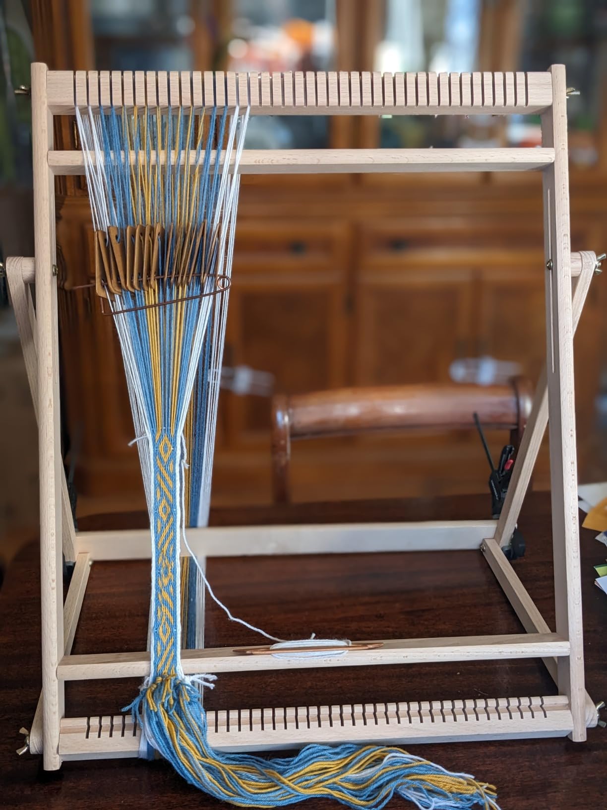 Olikraft Wooden Weaving Loom, Adjustable Stand (Large, Natural Beech) customer photo 2