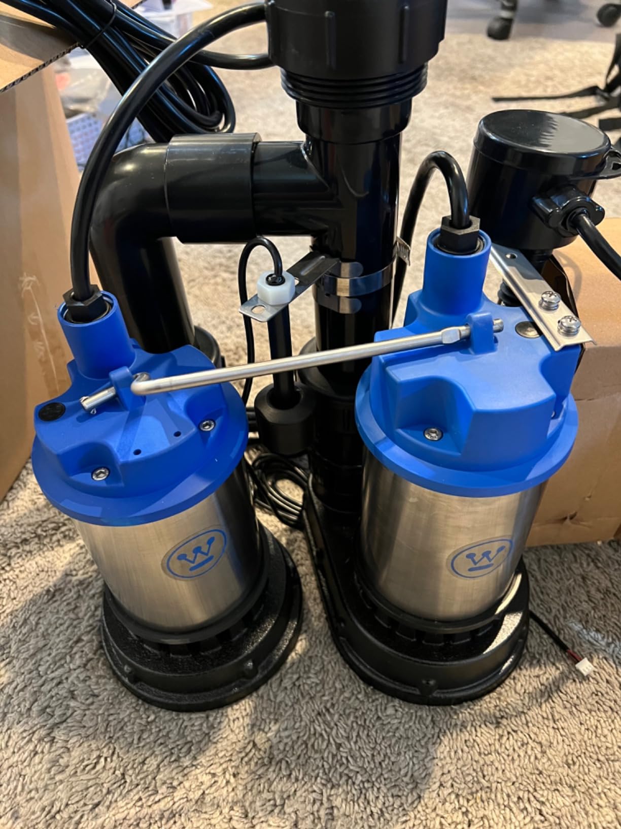 Westinghouse - 1/2 HP Sump Pump with Integrated Vertical Float Switch and 12 Volt Battery Back Up Capability, Up to 5,200 Gallons Per Hour - Heavy Duty Battery Backup Sump Pump System customer photo 1
