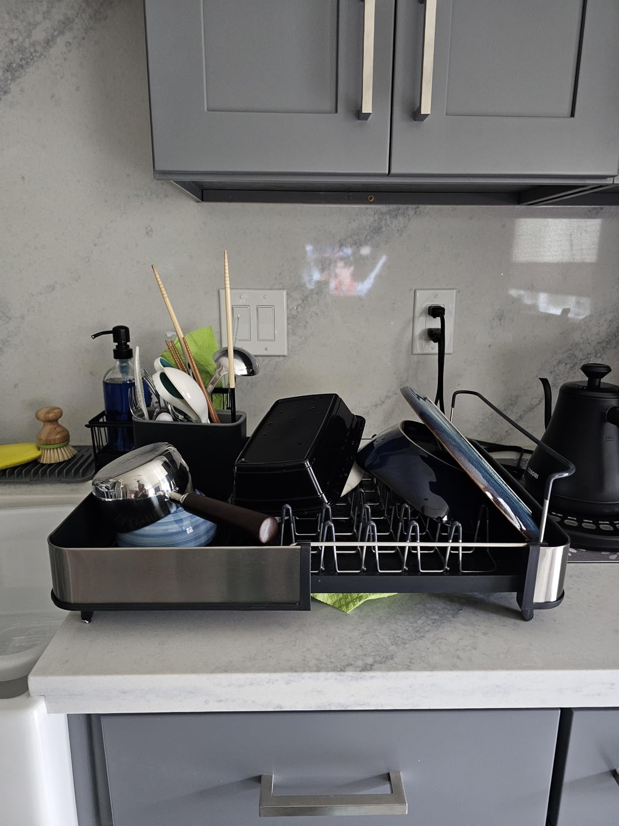 Joseph Joseph Extend Steel Expandable Dish Drying Rack with Removable Cutlery Holder Swivel Draining Spout, Stainless Steel customer photo 2