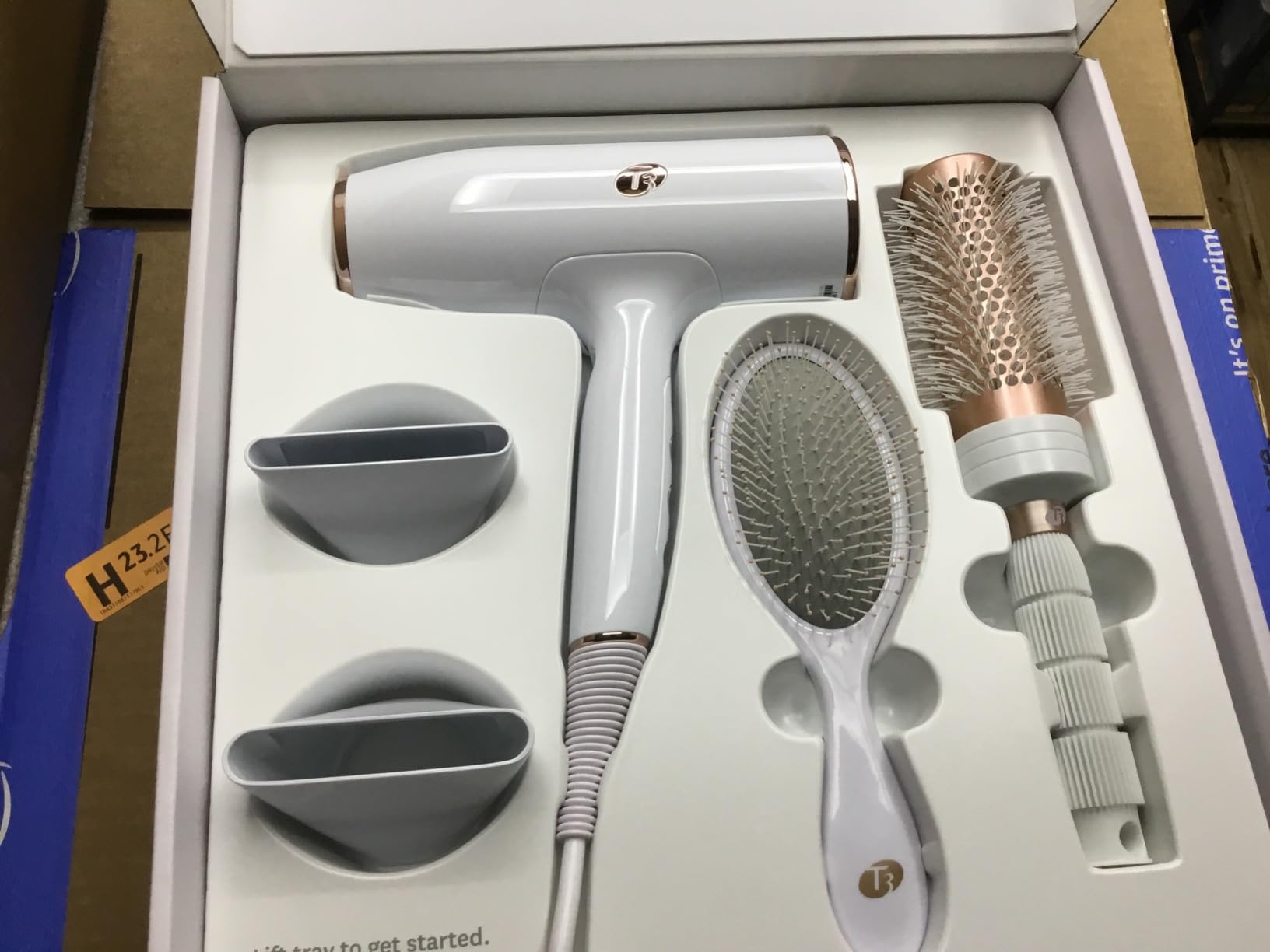 T3 AireLuxe Ionic Hair Dryer and Styling Set, Professional Blow Dryer | 5 Heat & 3 Speed Settings, Cool Shot, Paddle Brush & 2.5
