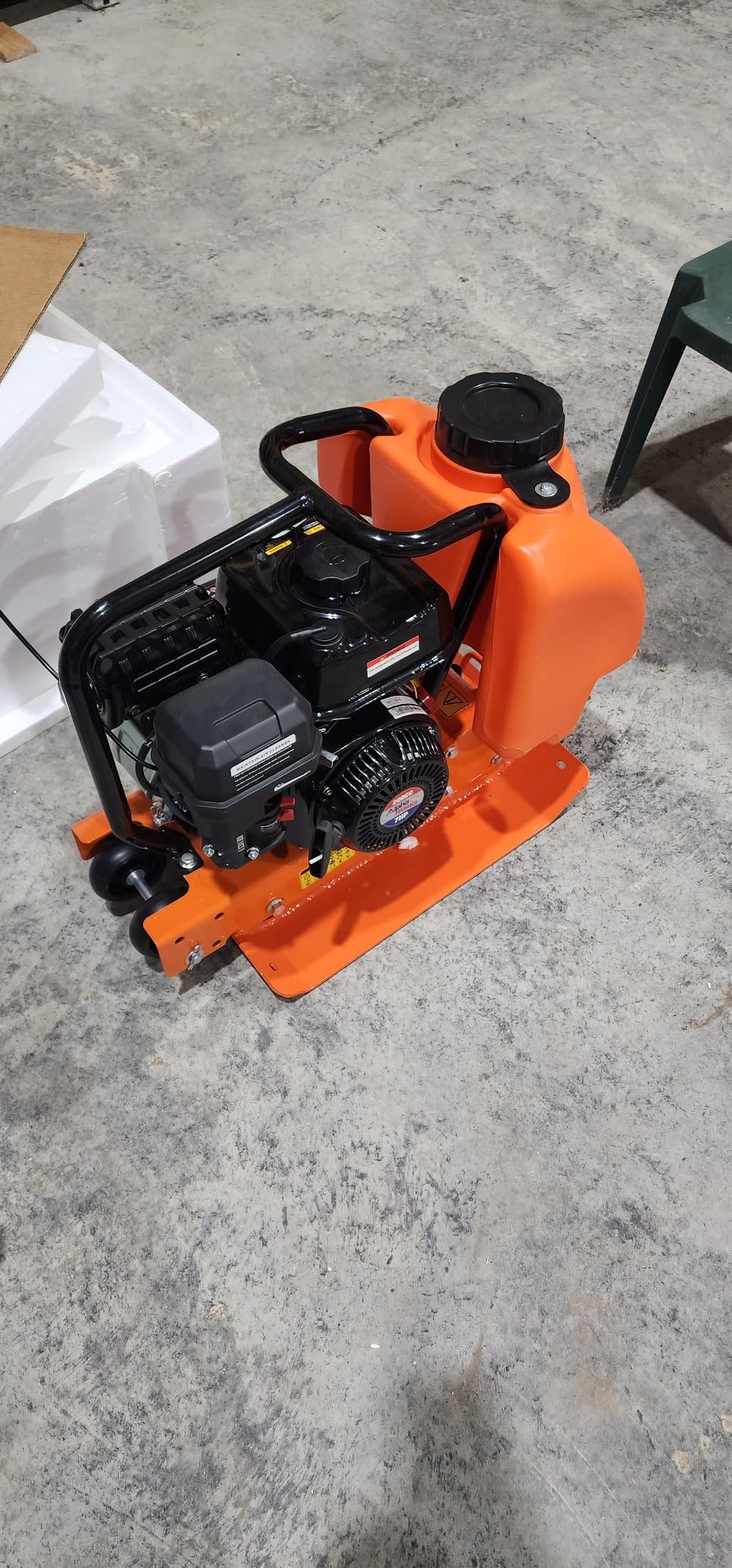 SuperHandy Plate Compactor with 7HP Gas Engine - 4200 lbs Force, 20 x 15 in. Steel Plate, 12 in. Depth Tamper for Soil, Gravel, Asphalt, Landscaping, Sidewalks, Patios (Water Tank) customer photo 2