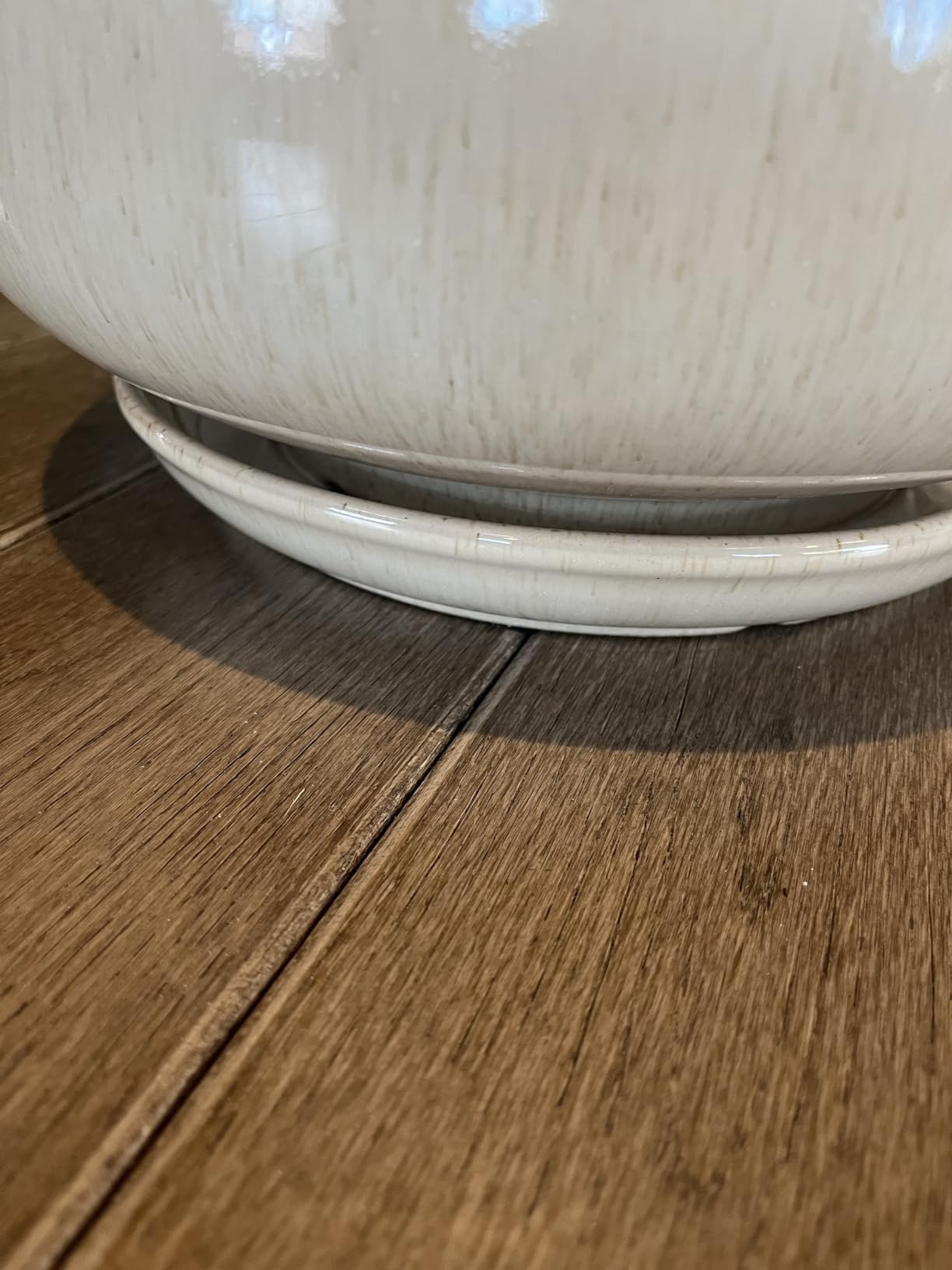 LE TAUCI Ceramic Planter, 10 Inch Plant Pot with Drainage Hole & Saucer, Durable Indoor Planter for Modern Home Decor, Reactive Glaze Beige customer photo 2