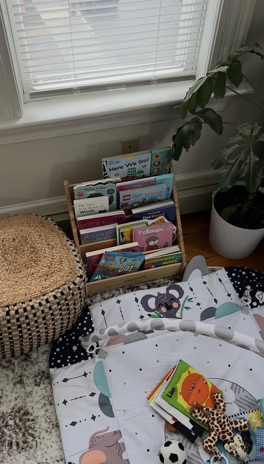 Montessori Bookshelf, Toddler Bookshelf for Kids, Organize Your Little One's Reading Adventure with Our Bookshelf - Perfect for Kids! (Wood) customer photo 2