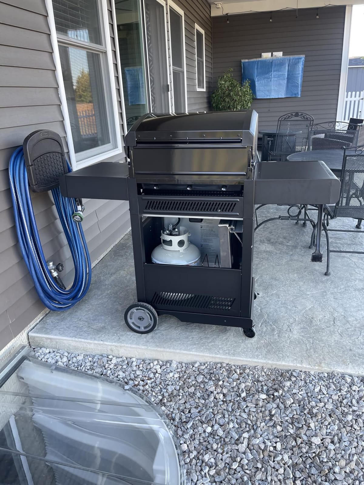 Pro Series with Amplifire Technology 3-Burner Propane Gas Grill and Griddle Cabinet, Black - 463365124 customer photo 2
