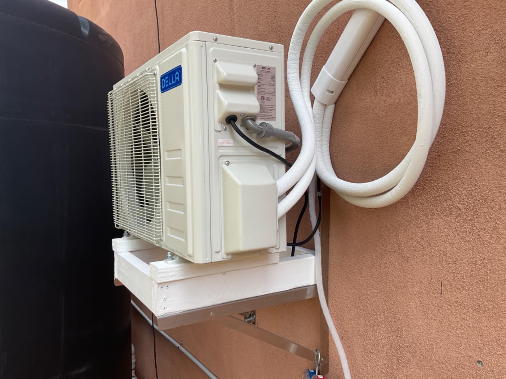 DELLA 12000 BTU Mini Split AC with Soft Airflow, 24 SEER2 230V, Hyper Heat to -13°F, Energy Star, Heat Pump, Up to 550 Sq. Ft, Smart WiFi Alexa Control, 1 Ton Ductless Inverter System, 16.4ft Kit customer photo 1