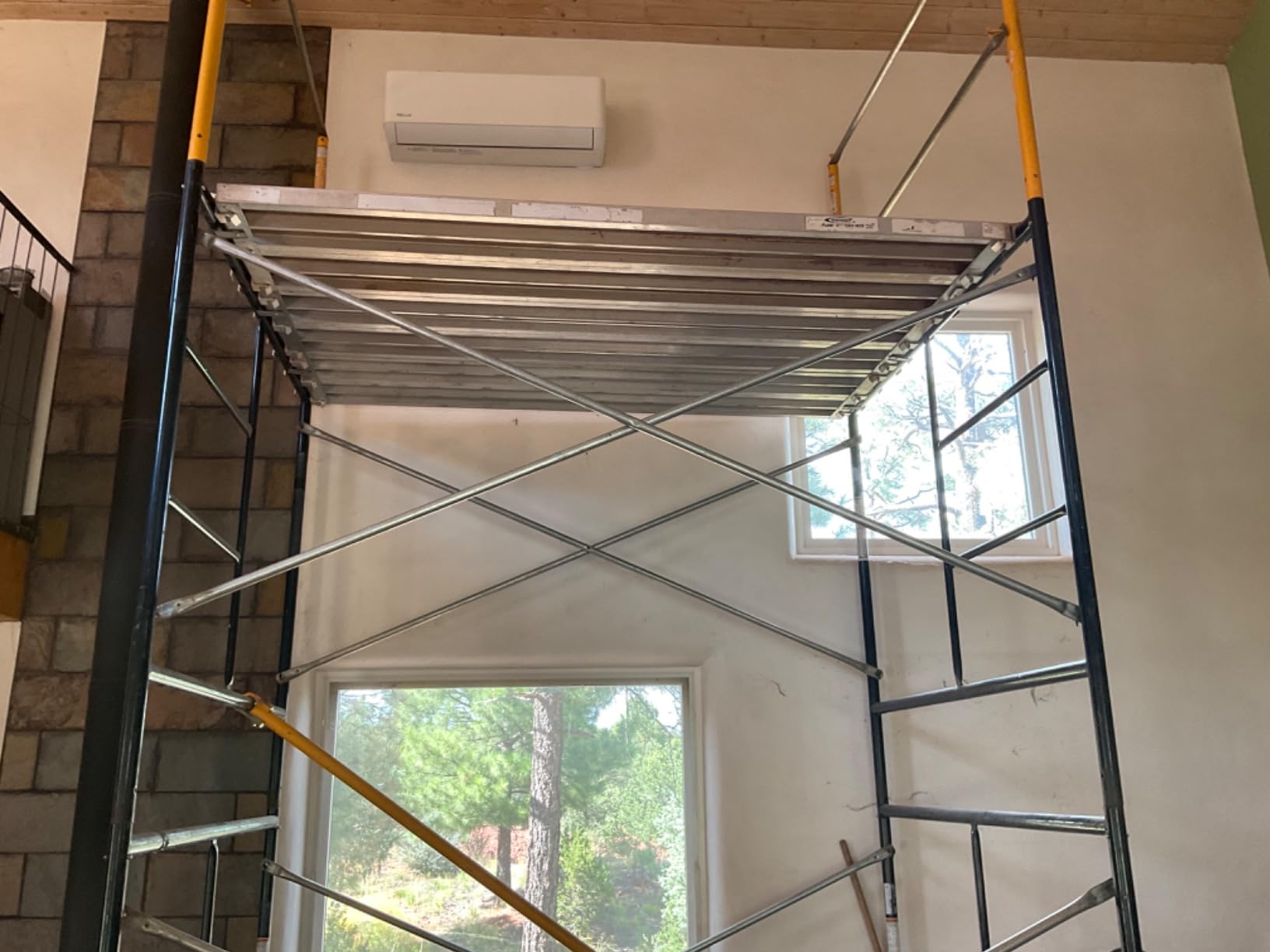 DELLA 12000 BTU Mini Split AC with Soft Airflow, 24 SEER2 230V, Hyper Heat to -13°F, Energy Star, Heat Pump, Up to 550 Sq. Ft, Smart WiFi Alexa Control, 1 Ton Ductless Inverter System, 16.4ft Kit customer photo 2