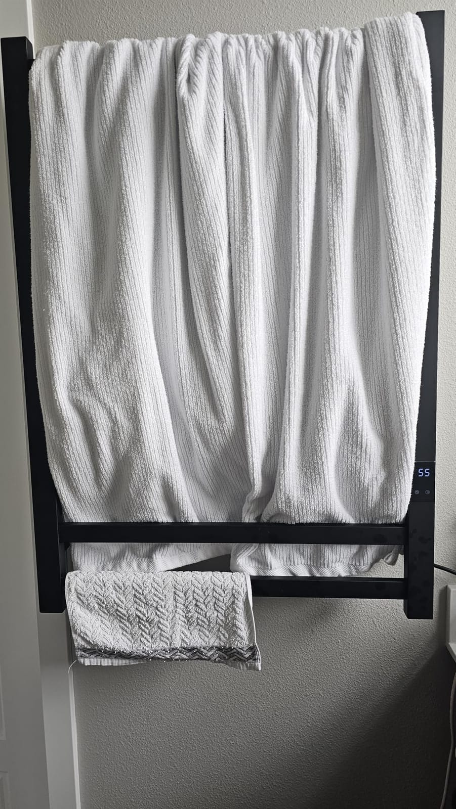 Heated Towel Rack, 8-Bar Wall Mount, Matte Black Stainless Steel | 304 Stainless Steel, 115-155°F Adjustable, 1-24H Auto Shut-Off Timer, Plug-in or Hardwired, 160W customer photo 1