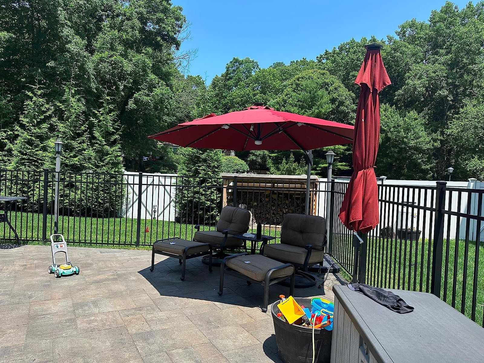 Best Choice Products 10ft Solar LED Cantilever Patio Umbrella, 360-Degree Rotation Hanging Offset Market Outdoor Sun Shade for Backyard, Deck, Poolside w/Lights, Easy Tilt, Cross Base - Seaglass customer photo 1