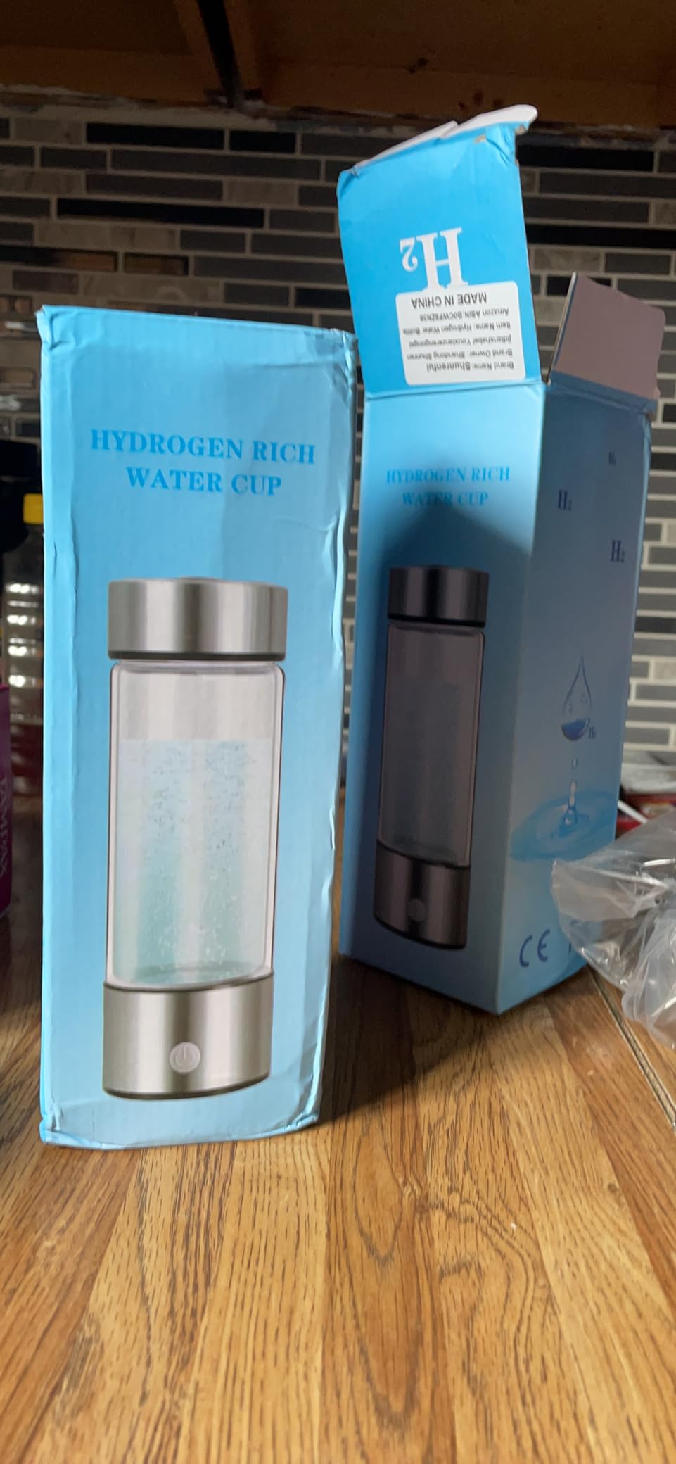Hydrogen Water Bottle Generator Machine Updated, Portable Hydrogen Water Ionizer Machine Rechargeable, Hydrogen Rich Water Glass Health Cup 420ml Gift for Friends/Women/Men/Mom/Father/Grandpa/Grandma customer photo 1