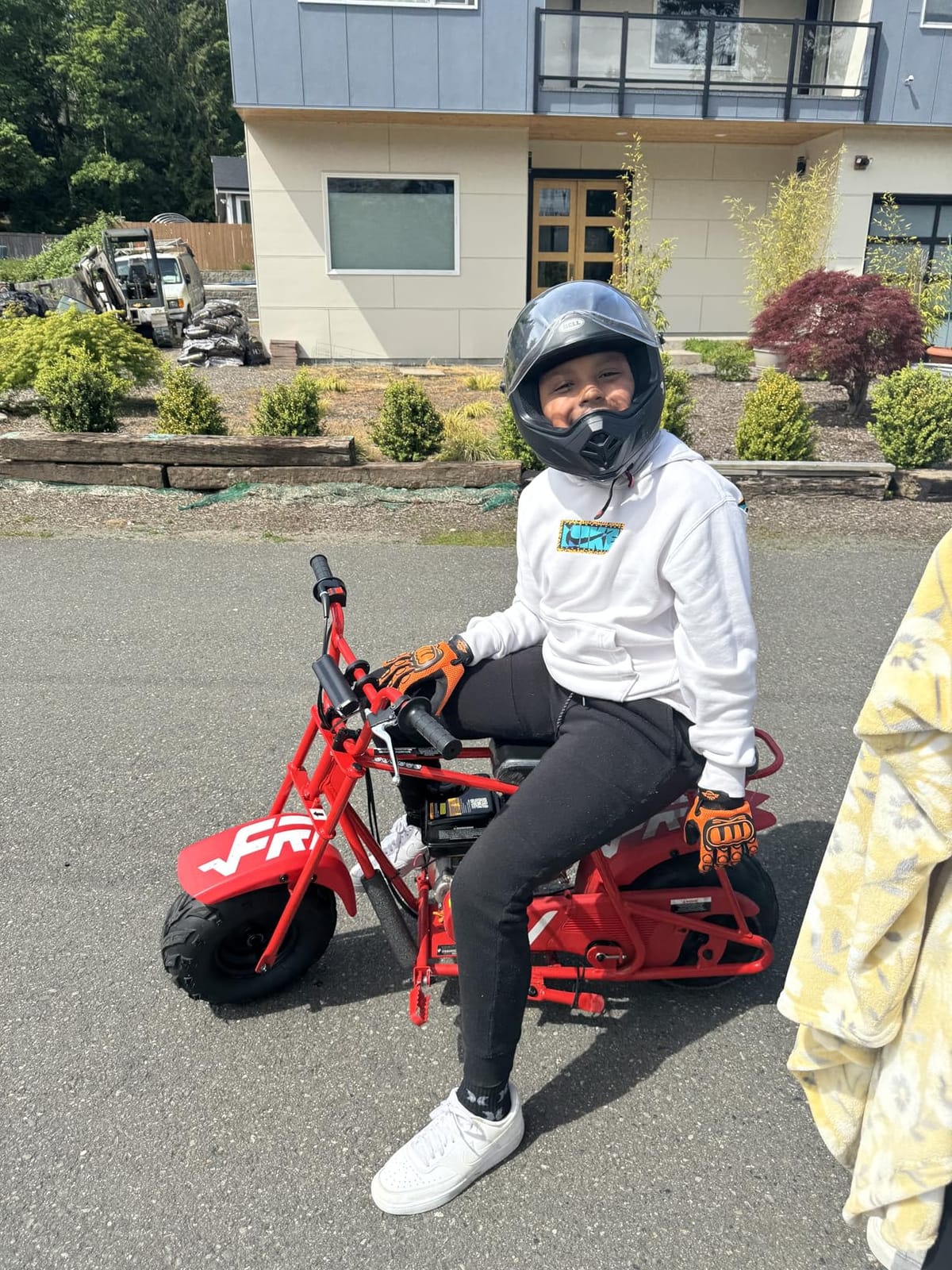 FRP GMB100 Plus Gas Mini Bike 99cc 4-Stroke Off Road Headlight & Gaiter customer photo 2