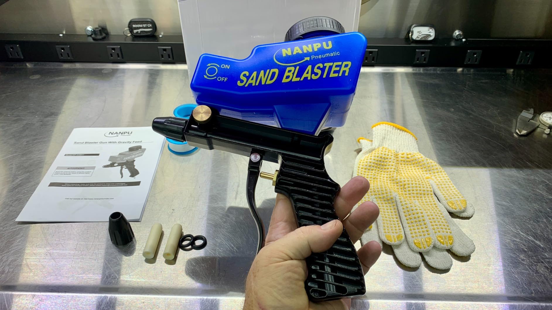 NANPU Light-Duty Air Sandblaster Gun Kit with Gravity Feed, Ceramic Nozzle | Metal Body, for Small Project Surface Prep, Paint & Rust Removal, Metal/Wood/Glass Etching, Requires Air Compressor customer photo 1