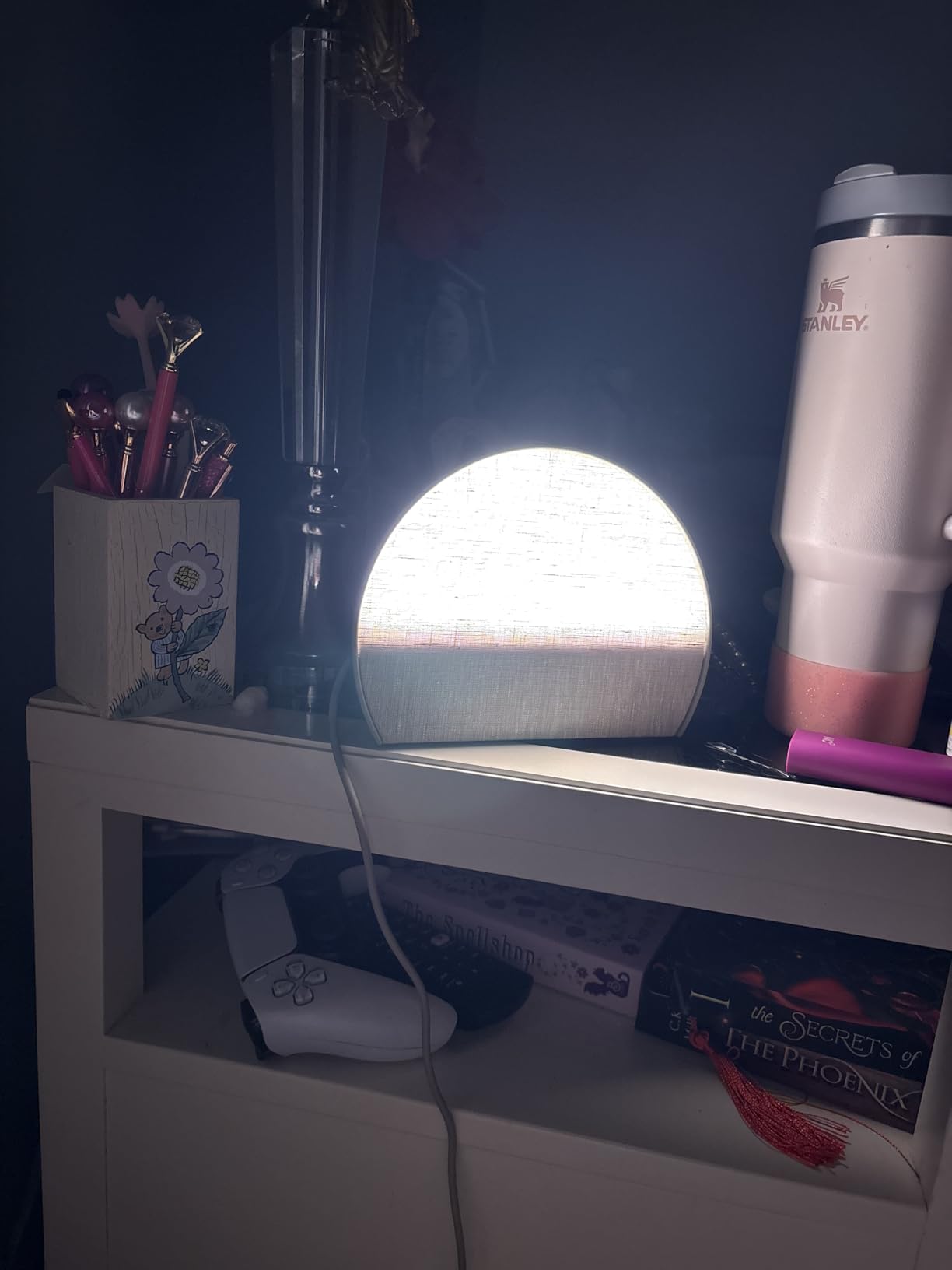 HOUSBAY Sunrise Alarm Clock with White Noise Sound Machine for Bedroom | Wake-Up Light, 5 Gentle Alarm Sounds, 20 Soothing Sleep Sounds, Dimmable Display, Phone-Free Bedside Clock customer photo 1