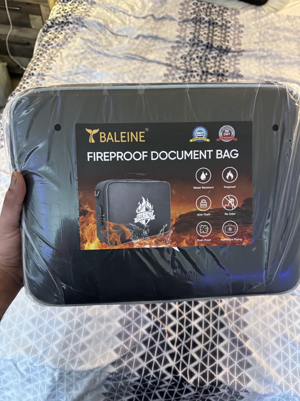 BALEINE Fireproof Document Box with Lock, Waterproof Fire Safe File Bag, Fire Proof Certified, Combination Lock, Multi-Compartment Storage customer photo 1