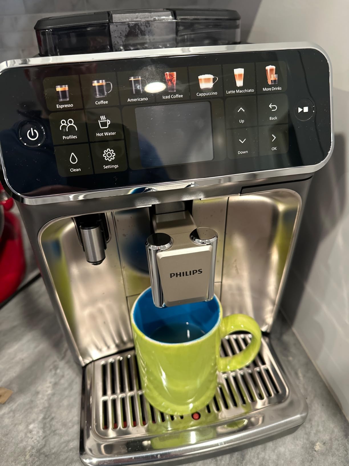 Philips 4400 Series Fully Automatic Espresso Machine, LatteGo Milk System, Integrated Grinder, 12 Hot & Iced Coffee Pre-Sets, Quick Start, SilentBrew, 15-Bar Pressure, Black Chrome (EP4444/90) customer photo 2