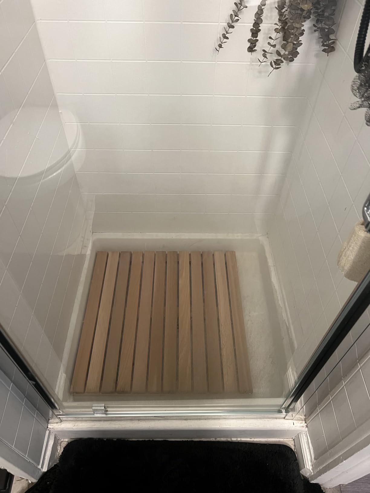 bingaai Cedar Wood Bath Mat 48 × 23.6 in, Wooden Bath Mats, Cedar Wood Shower Mat, Shower Stall Mat Non-Slip for Bathroom Bathtub Spa Sauna Garden Home, Wooden Floor Mat Large for Indoor and Outdoor customer photo 2