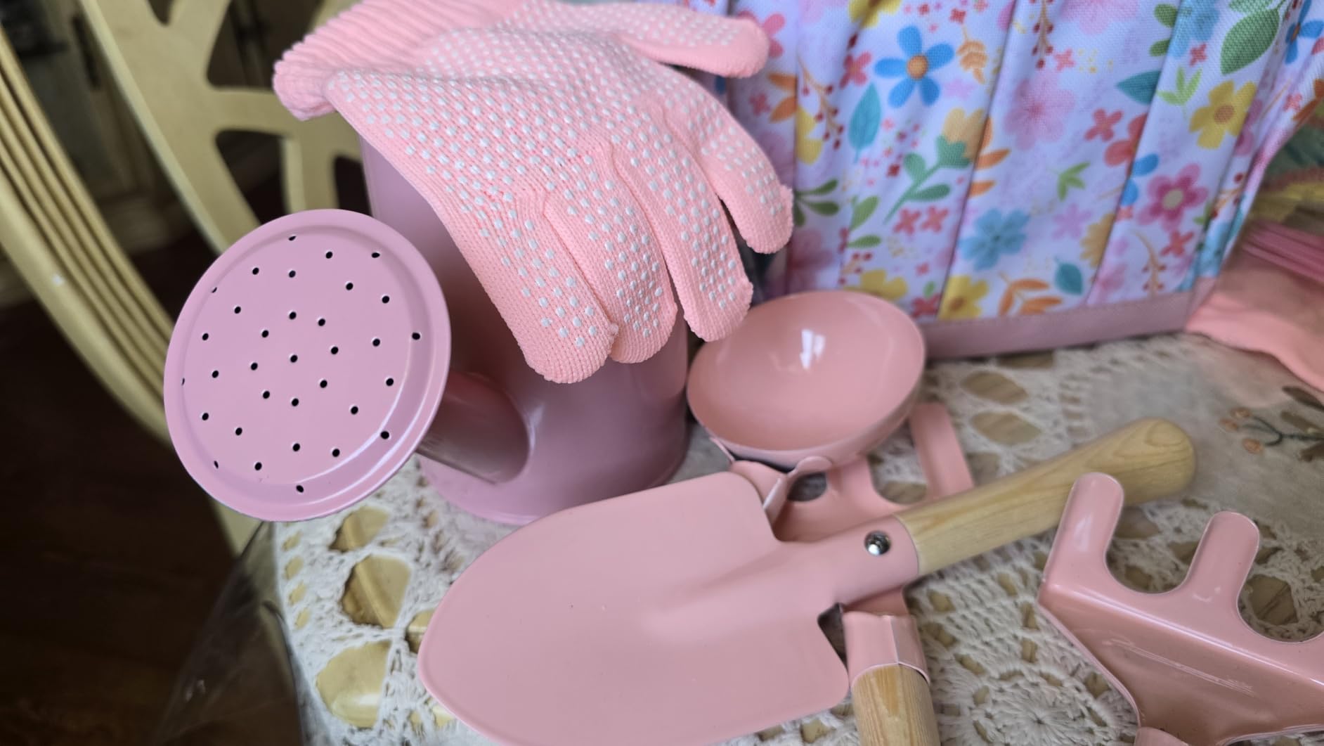 Qtioucp Kids Gardening Set 14Pcs Garden Tools with Tote Bag,Watering Can, Shovel, Apron, Garden Book and More Educational STEM Learning Outdoor for Toddlers Boys Girls (Floral) customer photo 1