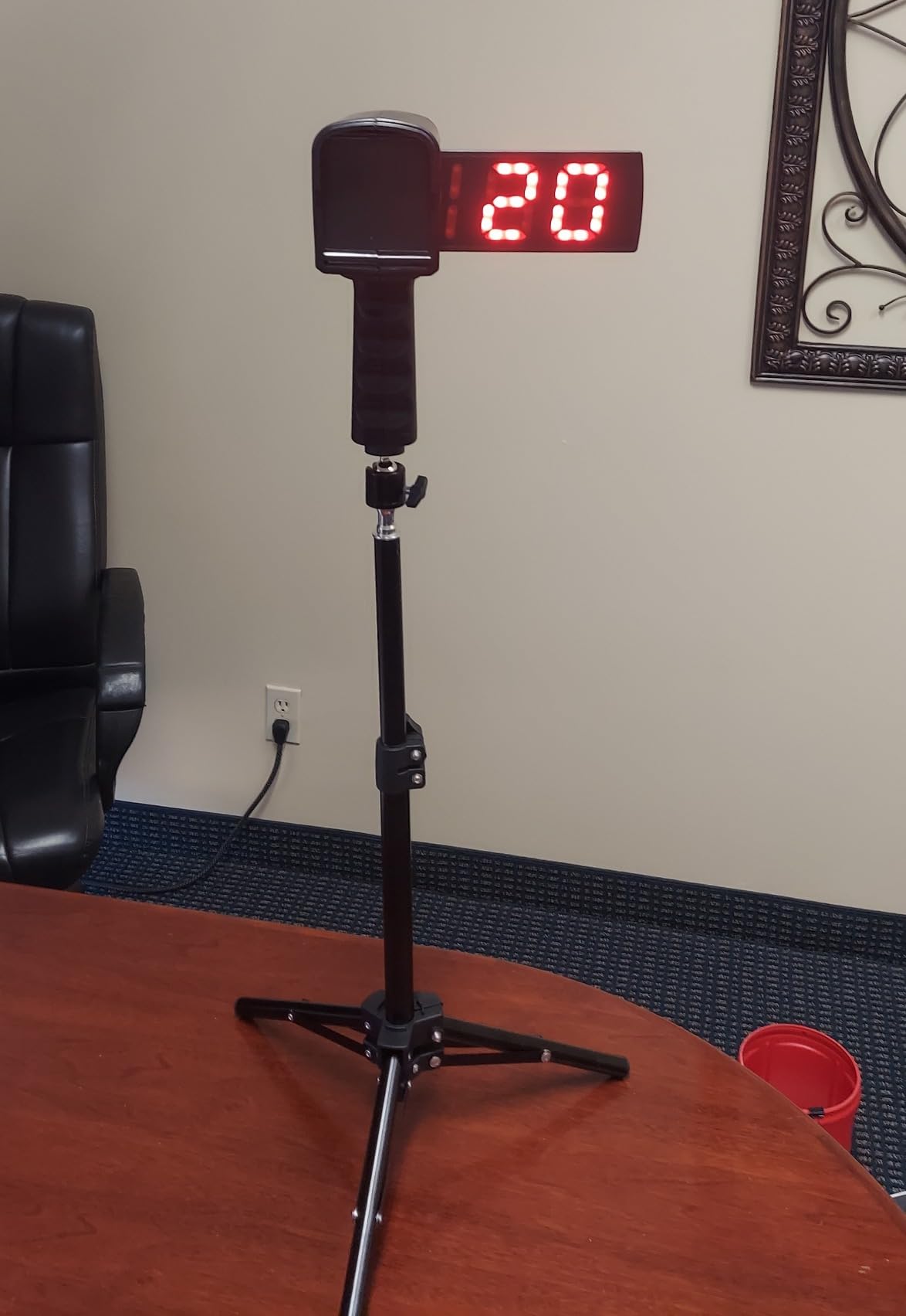 Baseball Radar Gun with Tripod, LED+LCD Larger Display customer photo 1