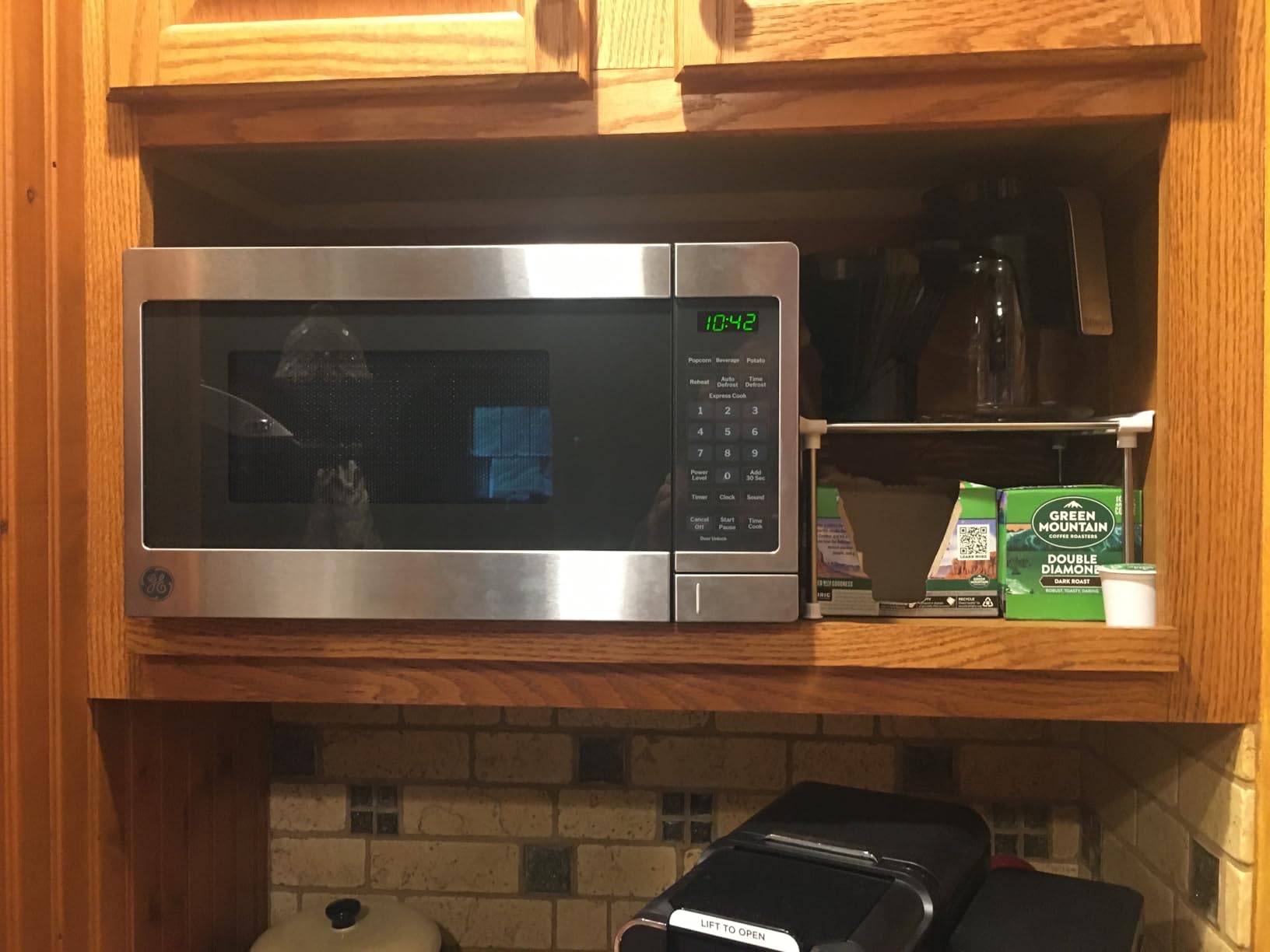 GE Countertop Microwave Oven, 700 Watt, 0.7 Cu. Ft., White, GCST07N1WWW | 4 Convenience Cook Settings, One-Touch Controls, Child Lock Technology, Glass Turntable, for Kitchen, Dorm, Office, Apartment customer photo 1