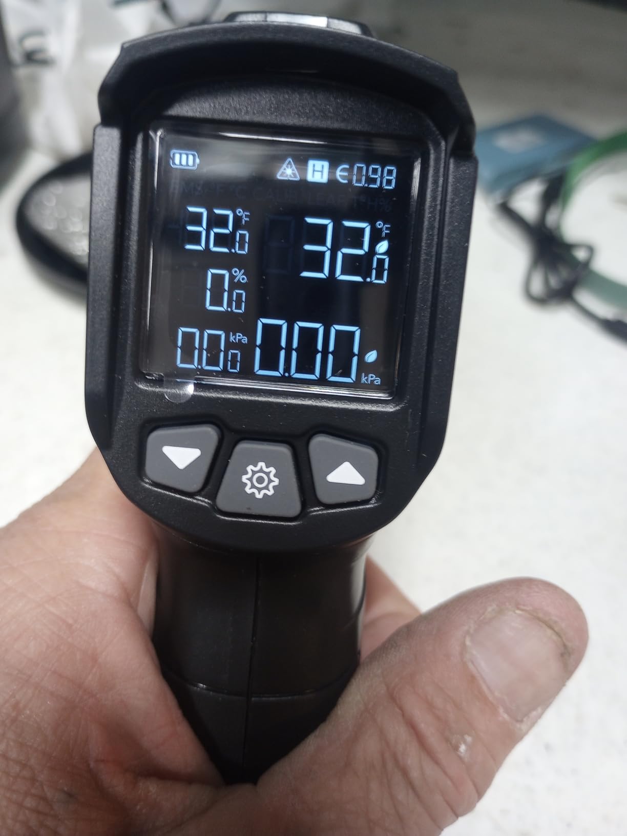 AC Infinity VPD Thermometer, Handheld Environmental Monitor | Captures Leaf VPD & Temperature, Calibrates Smart Controllers, Precision Infrared Range for Plants, Grow Tents, Greenhouses customer photo 2