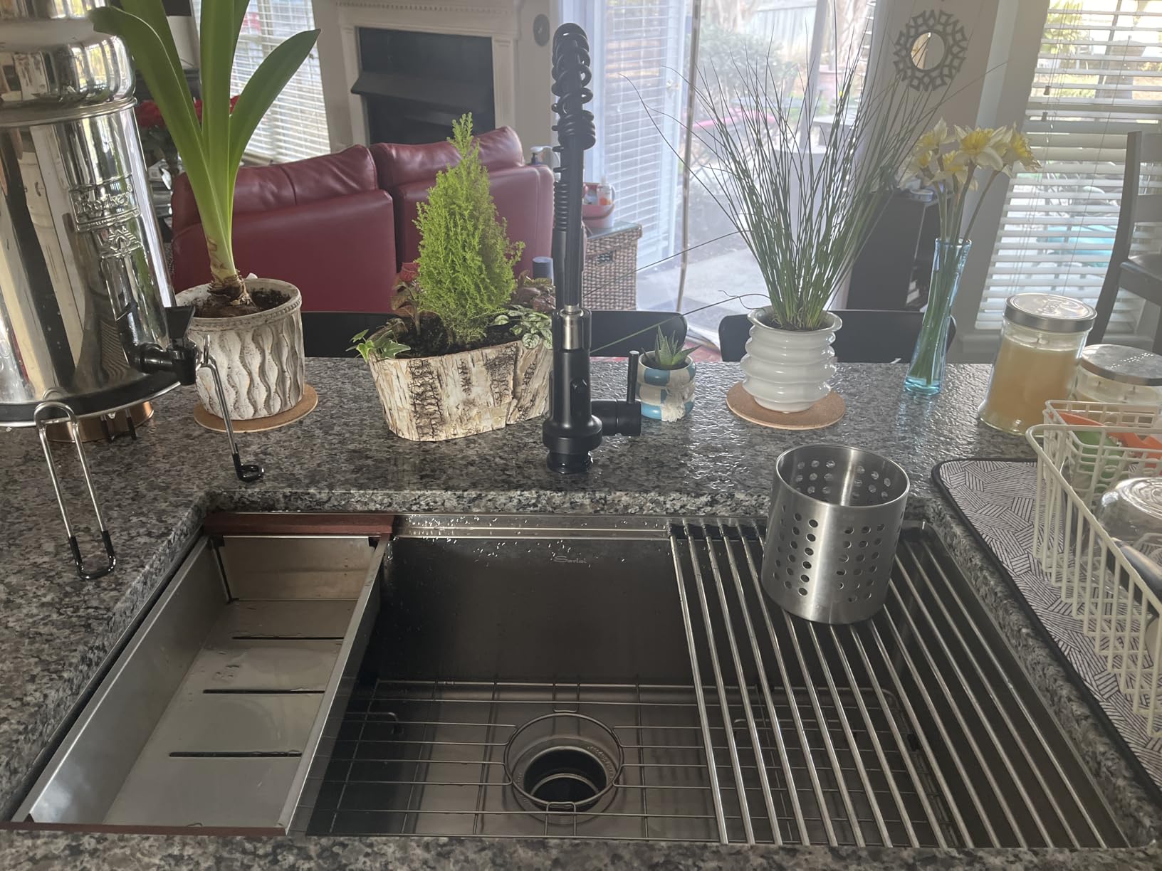 Sarlai 33 Kitchen Sink Undermount Black Workstation Under-Mount Sinks 33x19 | 16 Gauge Stainless Steel 10 Inch Deep Gunmetal Black Single Bowl Under Counter Kitchen Sinks Round Corner,Durable, Easy Clean customer photo 2