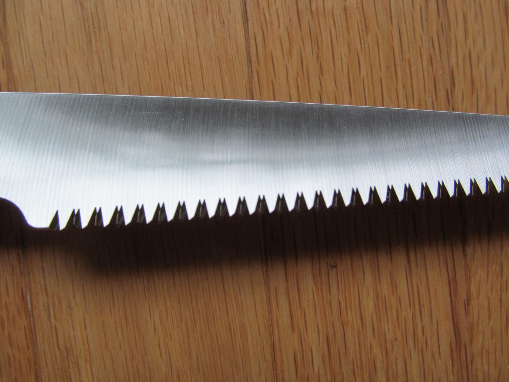 RUITOOL Meat Saw for Butchering, Bone Saw for Hunting&Camping, 12 TPI Blade | High Carbon Steel Blade, Triple-Ground Teeth, Non-Slip Handle, Portable and Easy-Clean, for Bone and Rib Cutting customer photo 2