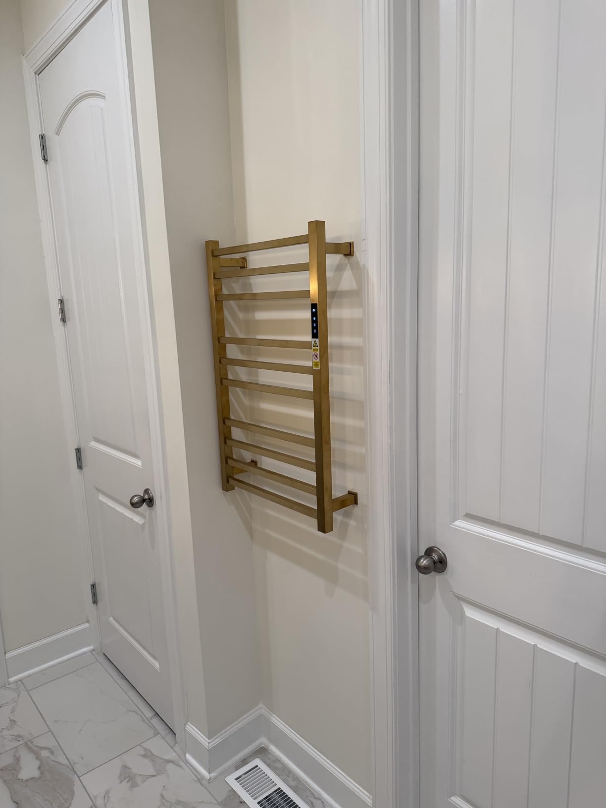 XBVV Gold Heated Towel Rack for Bathroom, Wall Mounted Bath Towel Warmer, Plug-in Electric Towel Rack, 304 Stainless Steel Fast Heating Towel Rack (4-Bar) customer photo 1