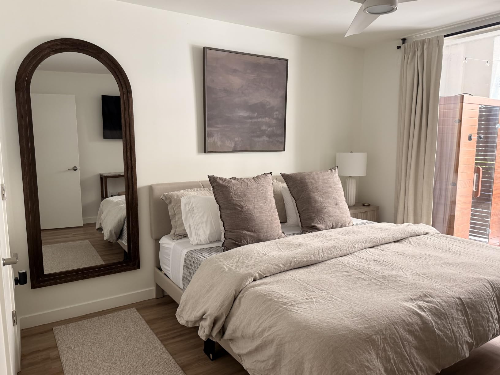 ZHUNFA Arched Full Length Mirror with Solid Wood Frame | 71x32 Farmhouse Wall Mounted Floor Mirror with Stand, Vertical Hanging, Leaning Standing for Bedroom, Living Room, Brown customer photo 2