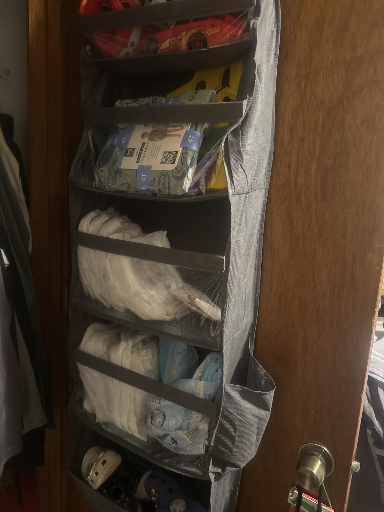 Lifewit 1 Pack Over the Door Organizer, 5 Section Clear Window Hanging Storage with 4 Side Pockets, Sturdy Anti Tilt 40 lbs Load Behind Door for Closet, Bedroom, Bathroom, Nursery, Dorm, Dark Gray customer photo 1
