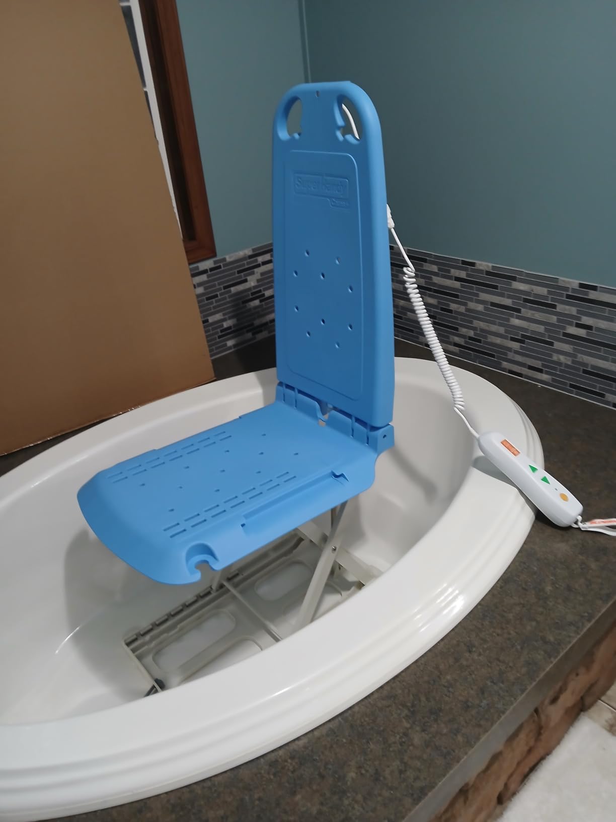 SuperHandy Portable Floor Lift and Bath Lift for Seniors, Foldable, 330 LBS Capacity, IP68 Waterproof, Ergonomic Seat [Patented] customer photo 1