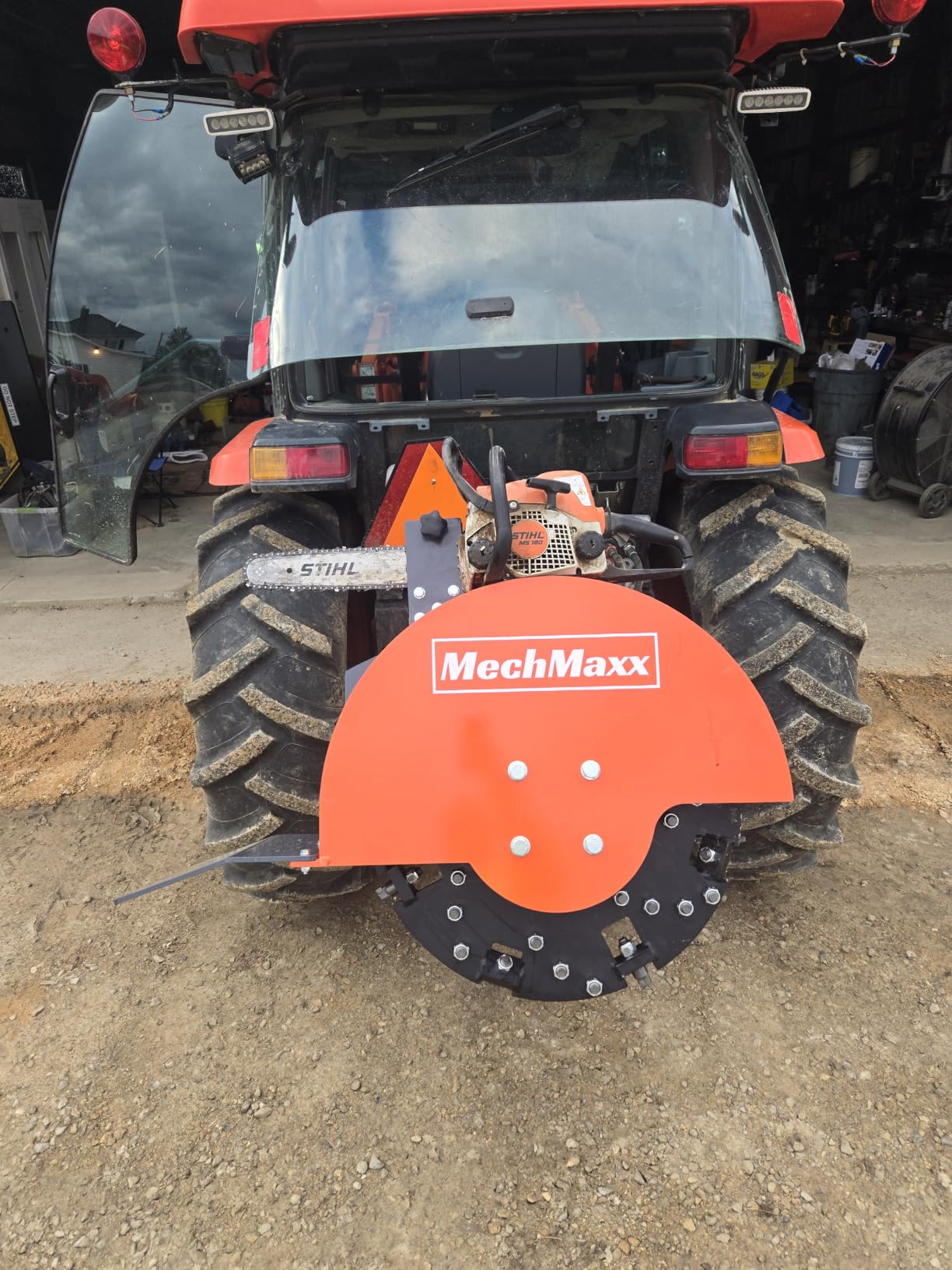 MechMaxx Heavy Duty 3-Point PTO Powered Stump Root Grinder For 15-45HP Tractors With 34 Carbide Teeth, 6'' Cutting Depth, 24'' Flywheel Diameter, Model SG24 customer photo 1