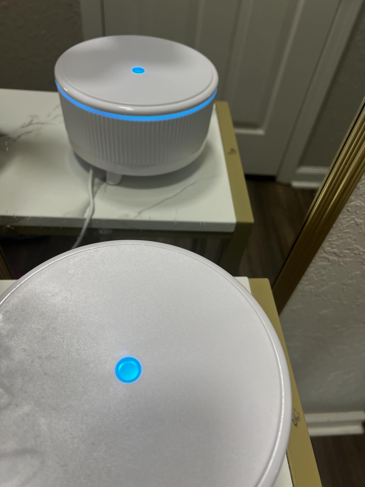 20-Hour Long-Lasting Aromatherapy, 500ML Essential Oil Diffuser | Ultrasonic Cool Mist Humidifier with Remote Control, 7 Color Lights, Timer, Auto-Off for Home/Bedroom/Yoga (Minimalist White) customer photo 1
