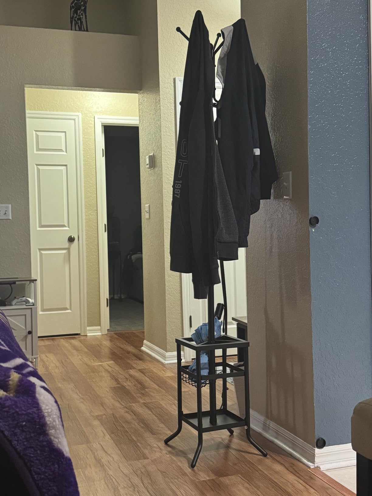Yoobure Coat Rack Freestanding - Coat Tree with Umbrella Holder, Metal Coat Rack Stand with 12 Hooks, Modern Coat Hanger Stand for Entryway, Purse Rack Hat Rack Stand for Living Room Bedroom Office customer photo 1