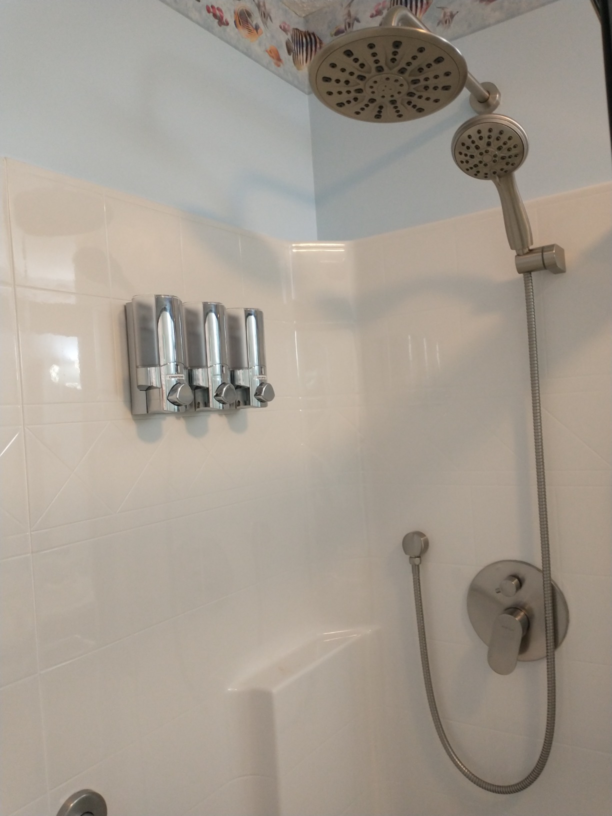 Gabrylly Shower System, 10