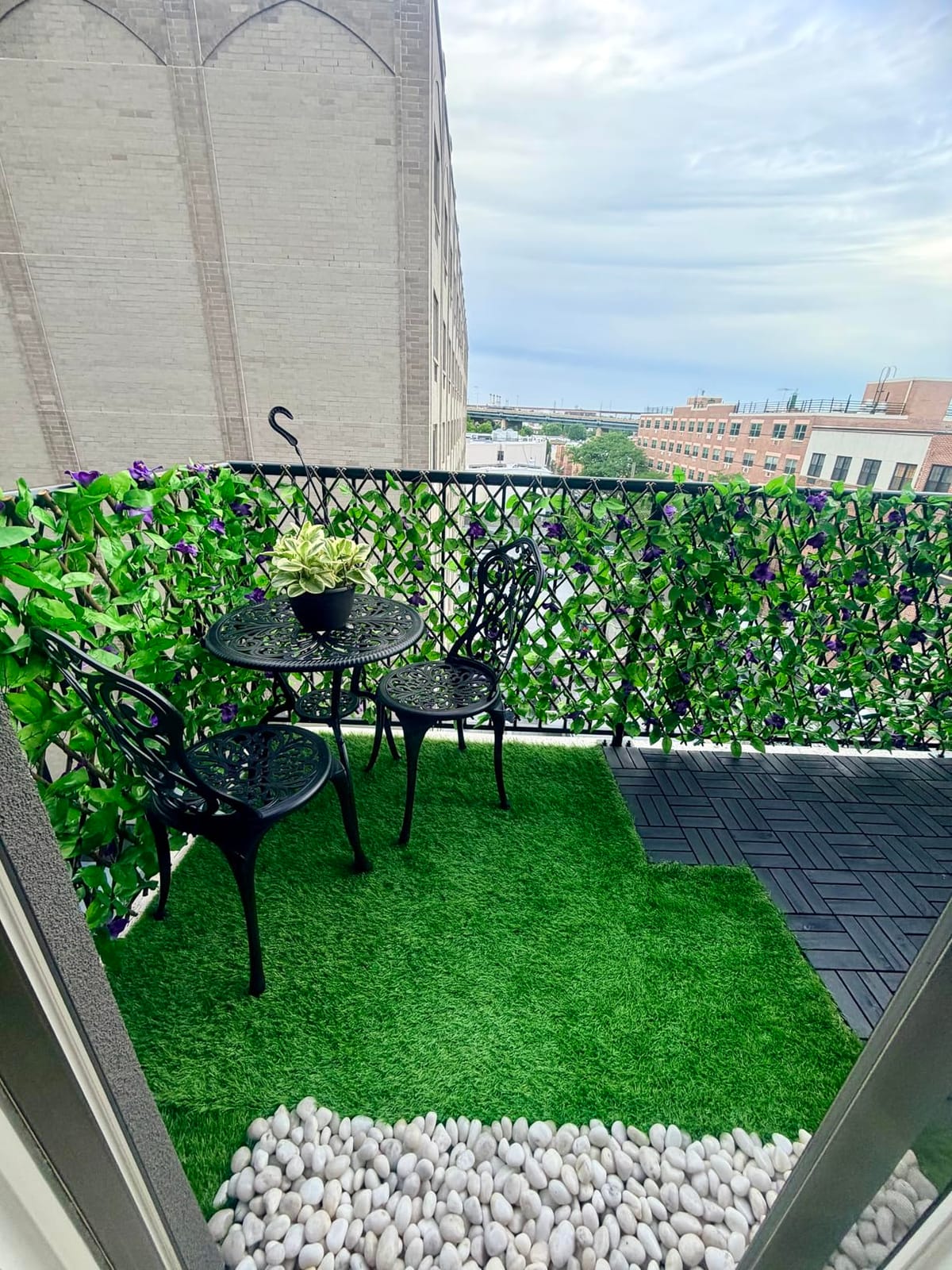 NUU GARDEN 3 Piece Bistro Set Outdoor, All Weather Cast Aluminum Patio Bistro Sets Patio Table and Chairs Set of 2 with Umbrella Hole for Yard and Balcony, Black, Butterfly Backrest customer photo 2