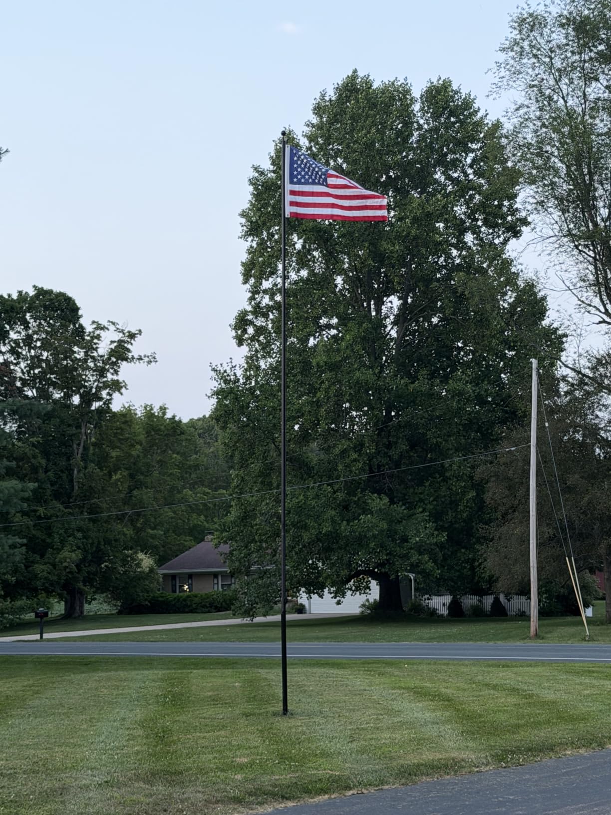 Heavy Duty 20 FT Flag Pole 100MPH Wind Test for Outside House | 12Gauge 95HBW Hard Aerospace Aluminum, In-Ground Flagpole Kit customer photo 1