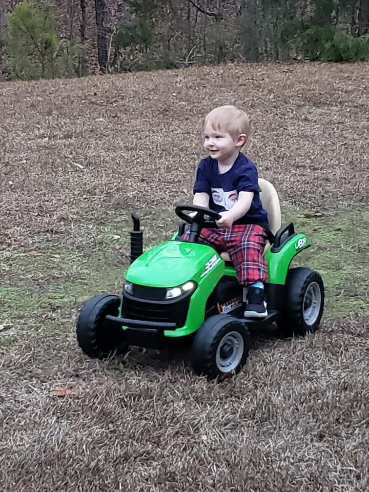 24V Ride On Tractor w/Tiltable & Detachable Trailer, 2x75W Motors, EVA Tires, Remote Control, Bluetooth, Shifter, Music, 24V Ride on Toys for Kids (Green) customer photo 2