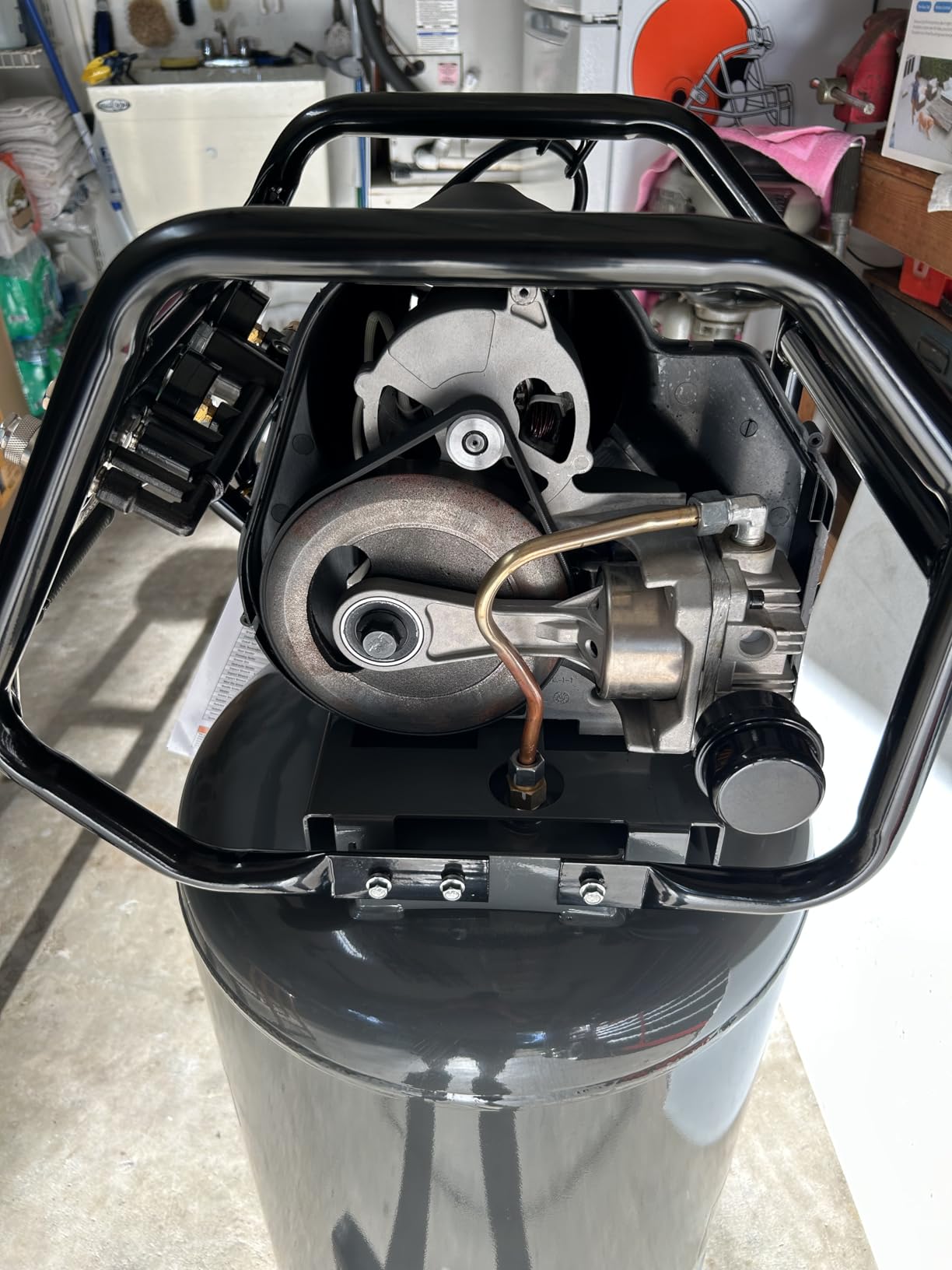 Klutch 20-Gallon Air Compressor, 2 HP, 120V, 175 PSI, 4.2 SCFM at 90 PSI customer photo 1