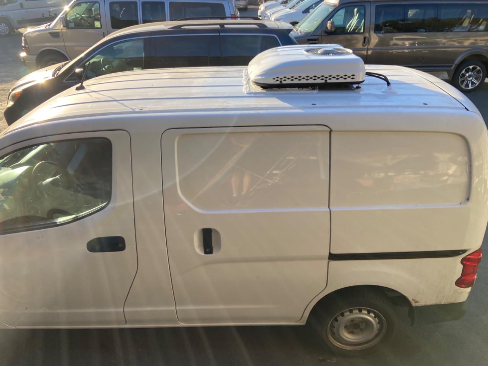 12V rv rooftop air conditioner 10000BTU Dual Fan Electric Parking dc air conditioning Fit for Motorhome Camper Van Truck Excavator off-road vehicle SUV Bus New energy customer photo 2