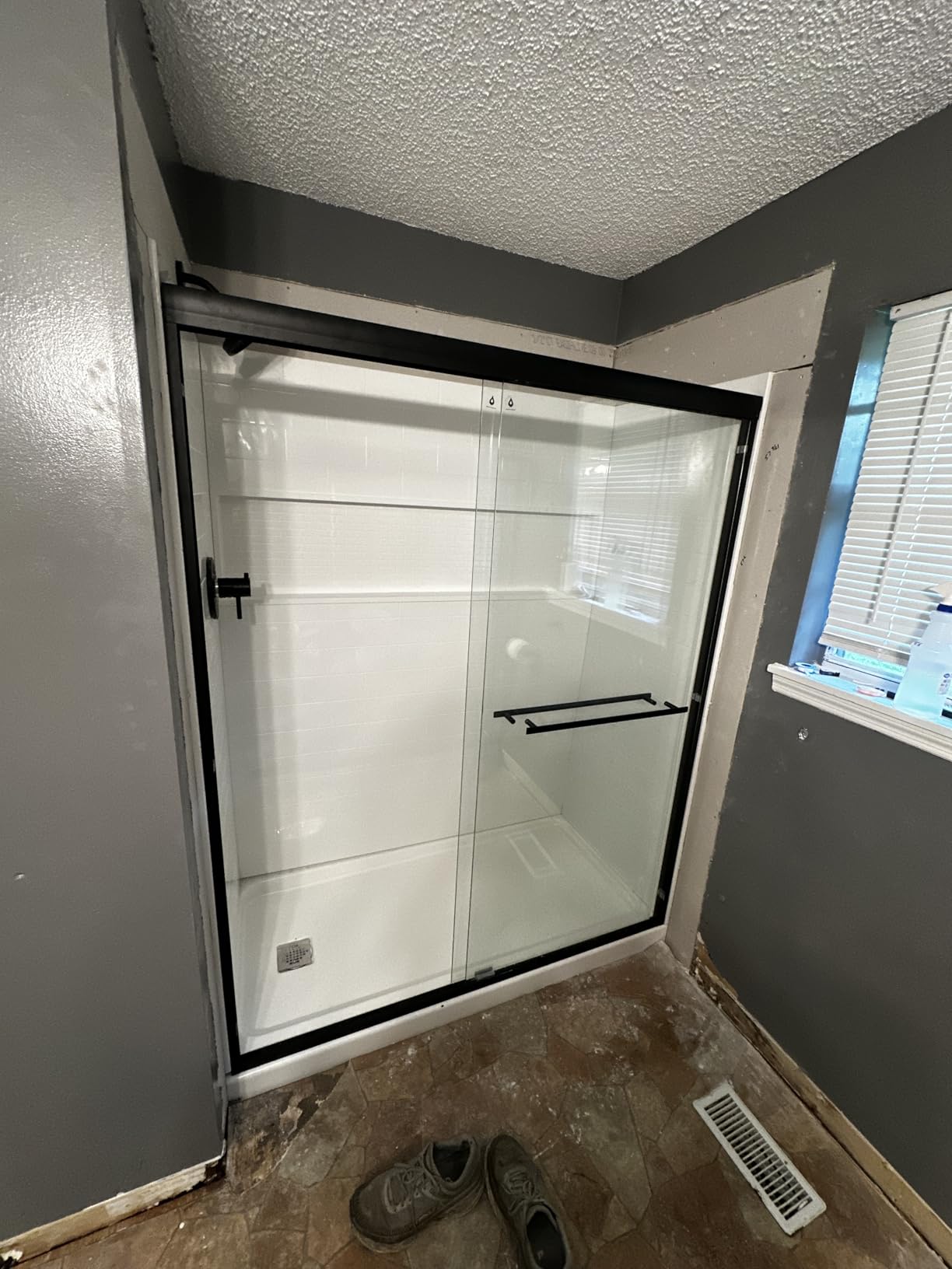 ENSO SENKA Double Sliding Glass Shower Door 56-60