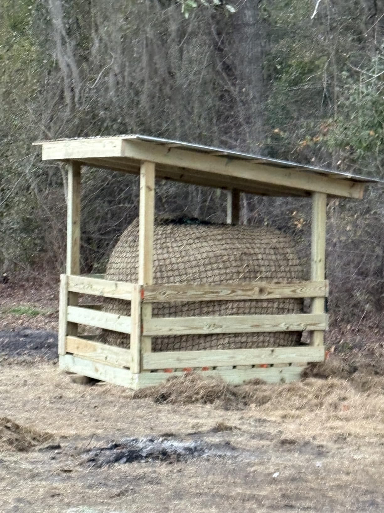 TONGMO 5x5 ft Round Bale Hay Net for Horses & Livestock - Slow Feeder Hay Nets with 2 inches Hole customer photo 2