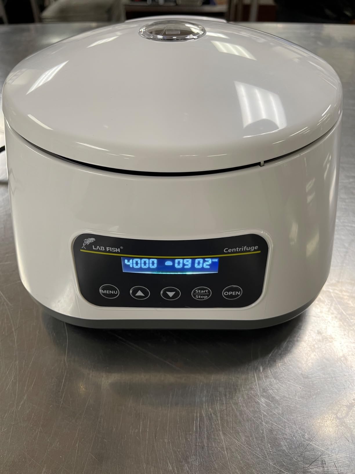LAB FISH LC-400 PRP Centrifuge, 8x2/5/10ml & 4x15ml Tubes | 500-4000RPM low speed, 1717xg force, timer 30s-59min, compact centrifuge for PRP isolation & plasma separation customer photo 1